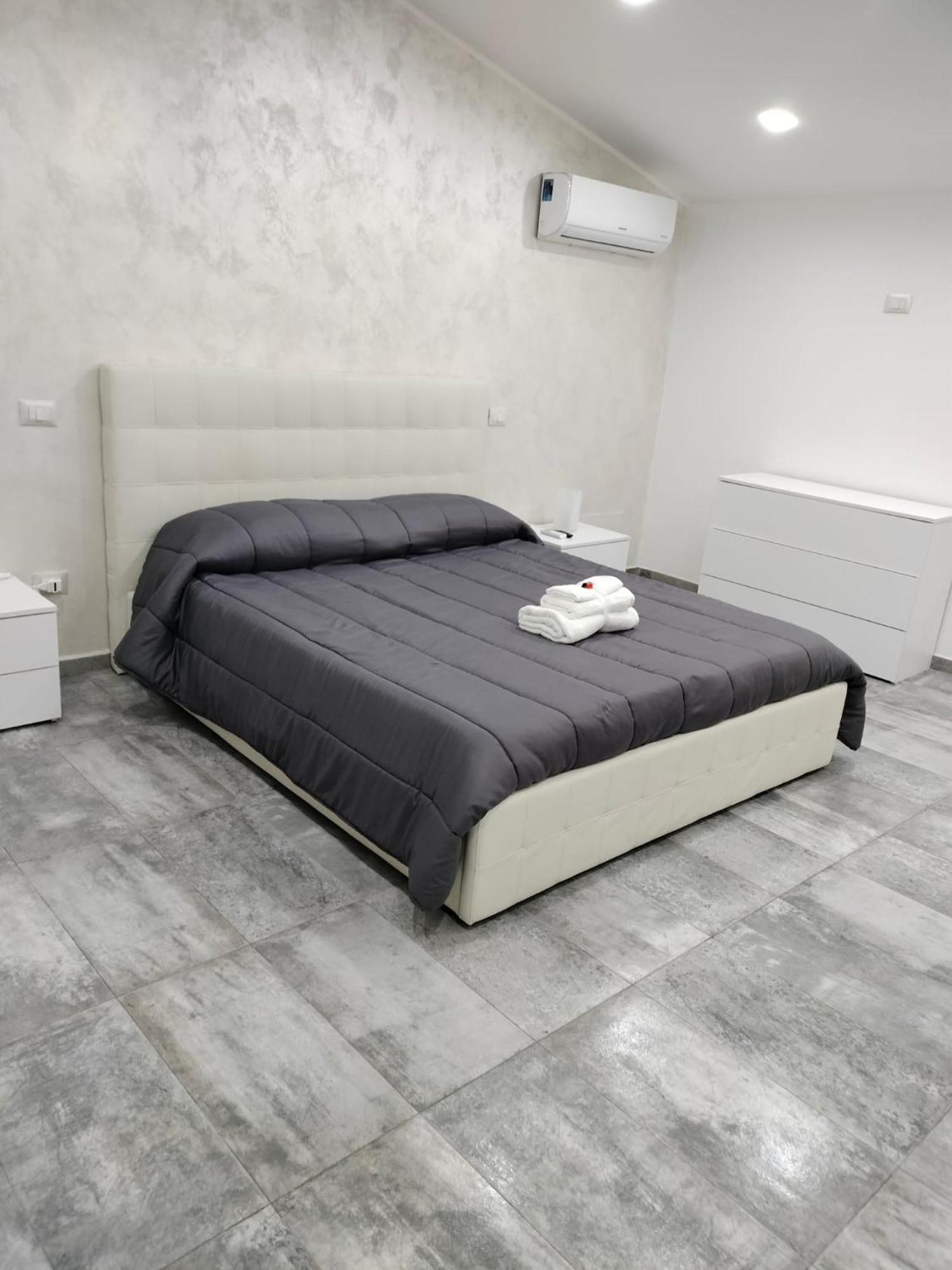 Holiday Home Litteri One Catania Luaran gambar